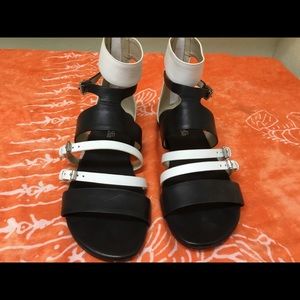 Michael Kors Winston Flat Strappy